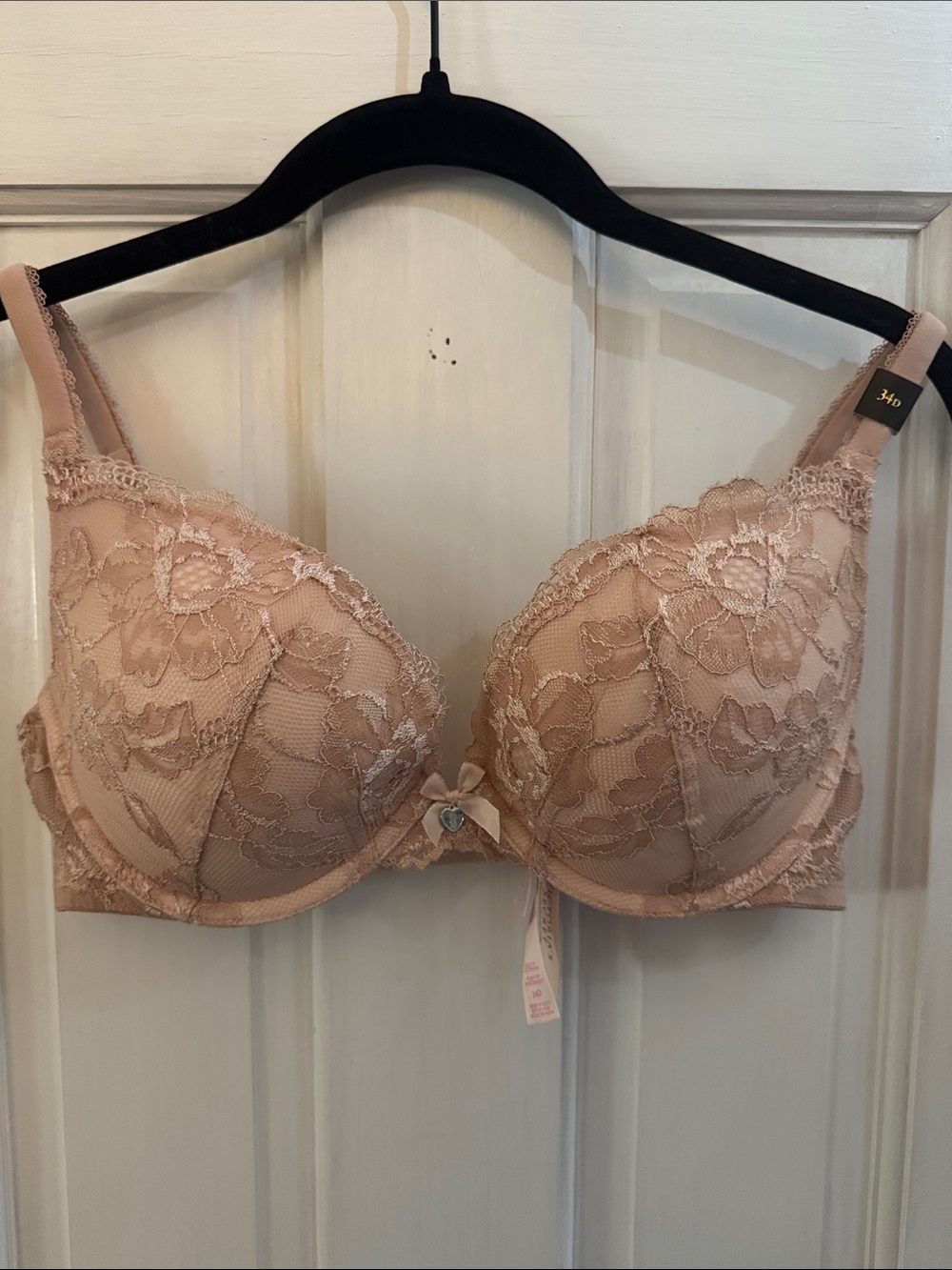 Body by Victoria Push up Lace Underwire Bra in Blush Pink - Womens Intimates